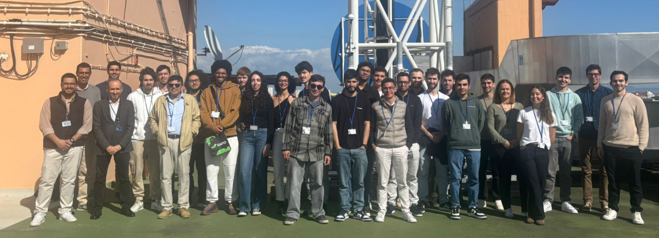 Exploração de infraestruturas de comunicação avançadas: visita técnica à Altice/MEO