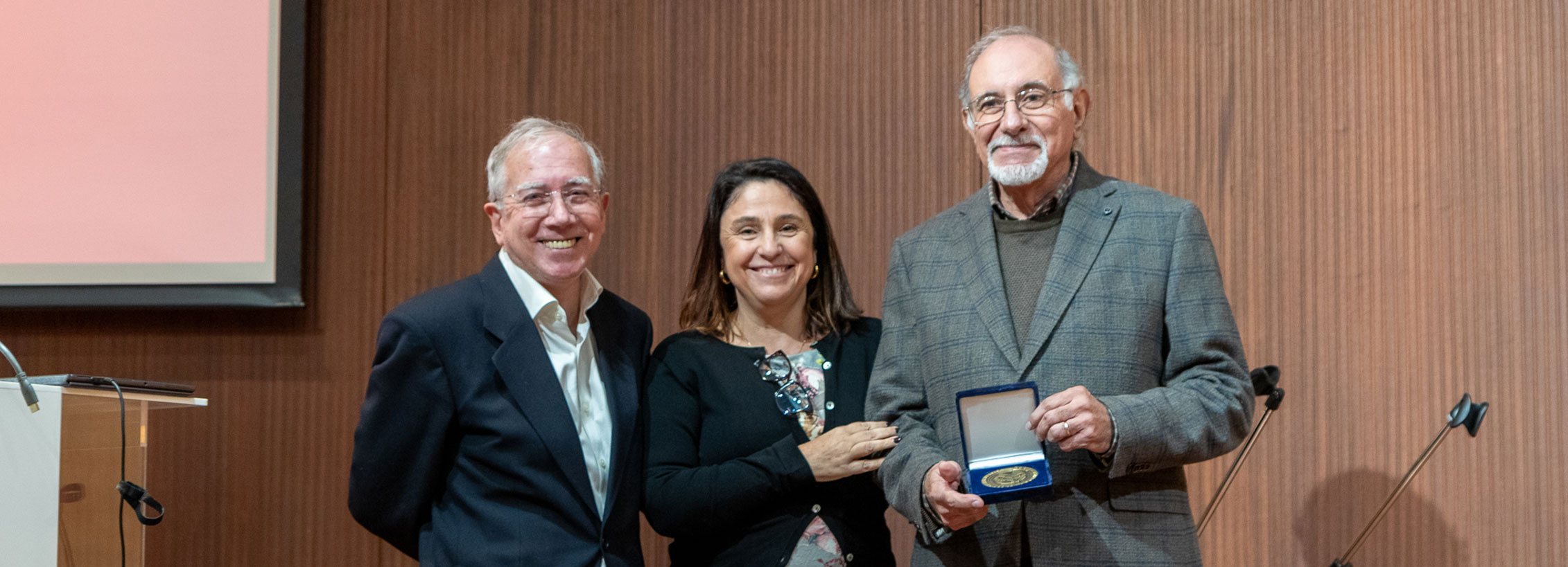 Integrado nas celebrações dos 50 anos do Instituto Superior de Engenharia de Lisboa (ISEL), este evento pretende realçar a importância do Movimento Associativo Estudantil na luta pela liberdade e pela democracia, bem como evidenciar o contributo do mesmo na rutura com um ensino retrógrado e desprovido das mais elementares regras de participação democrática, fatores que contribuíram, decisivamente, para a criação e para consolidação do ensino da engenharia em Portugal e do ISEL em particular. O Encontro – Debate irá contar com dirigentes associativos estudantis de diferentes gerações. Estarão presentes dirigentes da: Associação Desportiva e Académica do antigo Instituto Industrial de Lisboa (ADAIIL), Associação de Estudantes do Instituto Industrial de Lisboa (AEIIL)  Associação de Estudantes do Instituto Superior de Engenharia de Lisboa (AEISEL), entre outros, que nos trarão à memória o papel do movimento associativo em Portugal nas décadas de 1960 e 1970 até à atualidade.