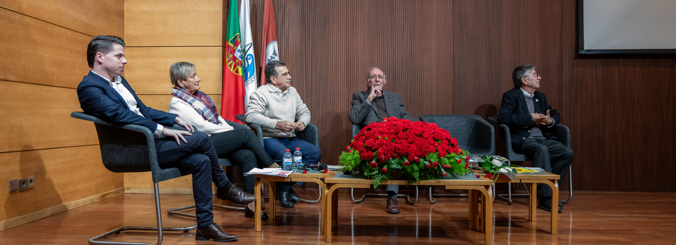 Integrado nas celebrações dos 50 anos do Instituto Superior de Engenharia de Lisboa (ISEL), este evento pretende realçar a importância do Movimento Associativo Estudantil na luta pela liberdade e pela democracia, bem como evidenciar o contributo do mesmo na rutura com um ensino retrógrado e desprovido das mais elementares regras de participação democrática, fatores que contribuíram, decisivamente, para a criação e para consolidação do ensino da engenharia em Portugal e do ISEL em particular. O Encontro – Debate irá contar com dirigentes associativos estudantis de diferentes gerações. Estarão presentes dirigentes da: Associação Desportiva e Académica do antigo Instituto Industrial de Lisboa (ADAIIL), Associação de Estudantes do Instituto Industrial de Lisboa (AEIIL)  Associação de Estudantes do Instituto Superior de Engenharia de Lisboa (AEISEL), entre outros, que nos trarão à memória o papel do movimento associativo em Portugal nas décadas de 1960 e 1970 até à atualidade.